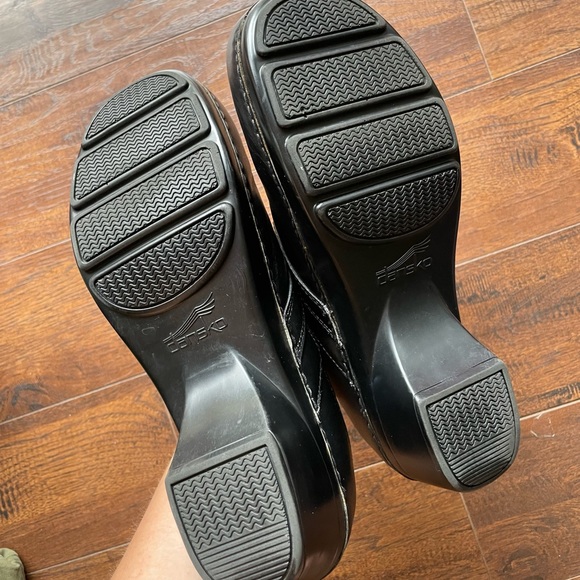 Dansko Solstice black button clog EU41 - Picture 7 of 9